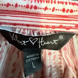 Velvet Heart Women's Red and White Button Down Shirt
